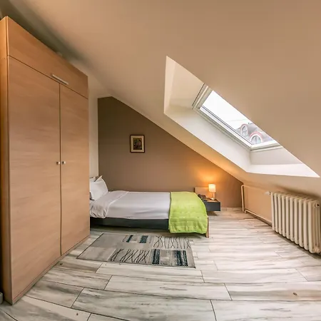 Veliki Garni 3* Novi Sad