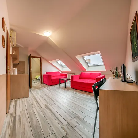 Veliki Garni 3* Novi Sad