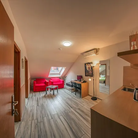 Hotel Veliki Garni Novi Sad