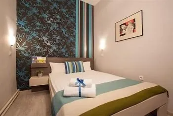 Veliki Garni Hotell 3*