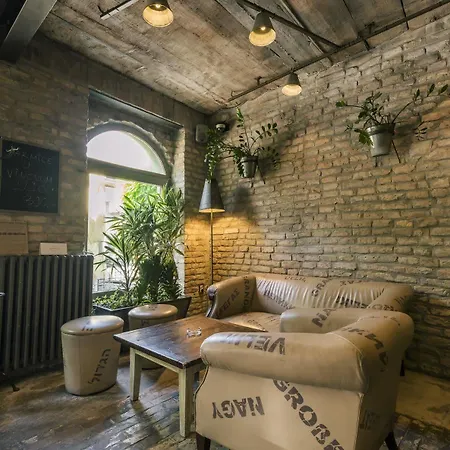 Veliki Garni Hotell 3*